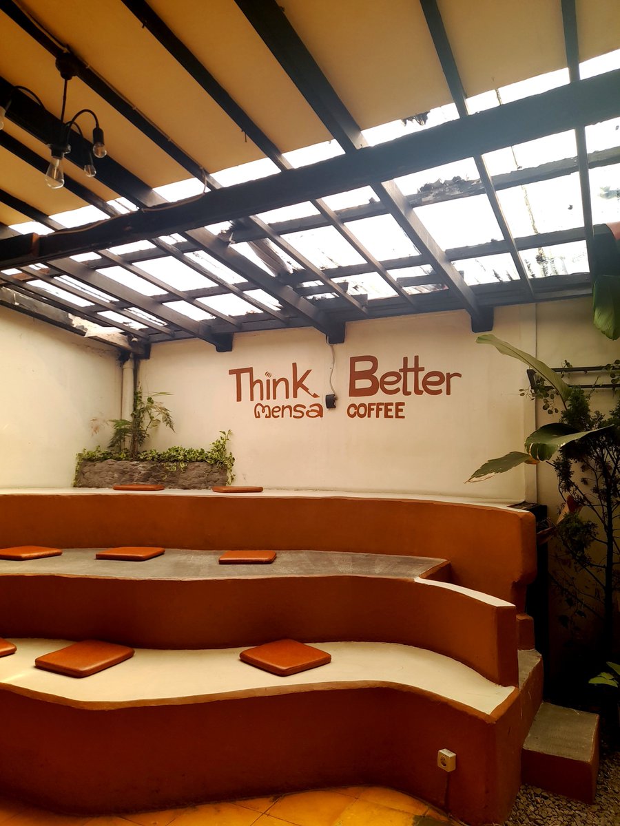 aienviyu_'s tweet photo. udah lama bgt ga me time di like earth city inii https://t.co/FvD7XaiXyH