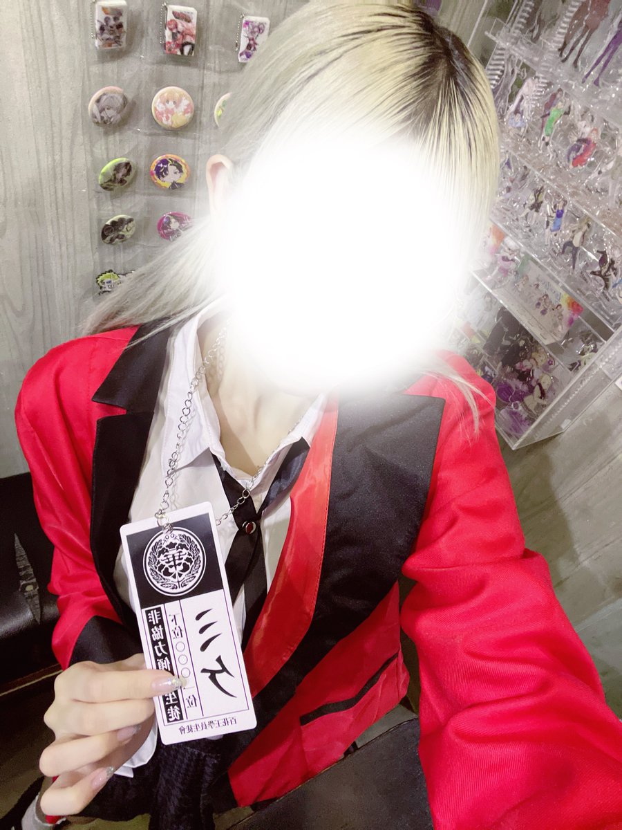 ema_elixir's tweet photo. 神田アニメバーエリクサー( @animebar_elixir )
オープンしました！

今週はアニコスDayです！わーい！

賭ケグルイましょう！

#アニメバー https://t.co/z0reRGmul2