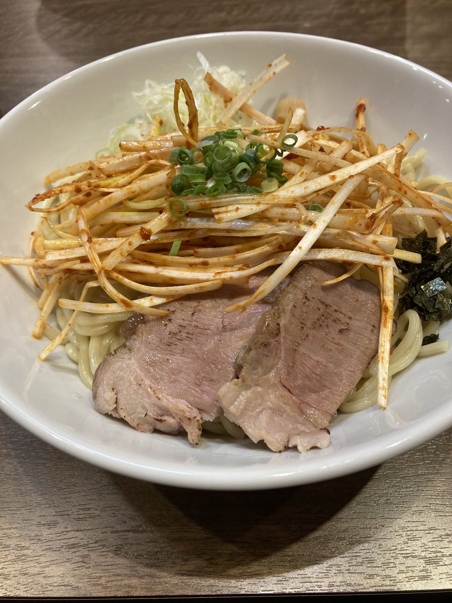 kanada_3110's tweet photo. 美味いけど食い切るのキツい年齢になってます https://t.co/PFGDGGQdWg