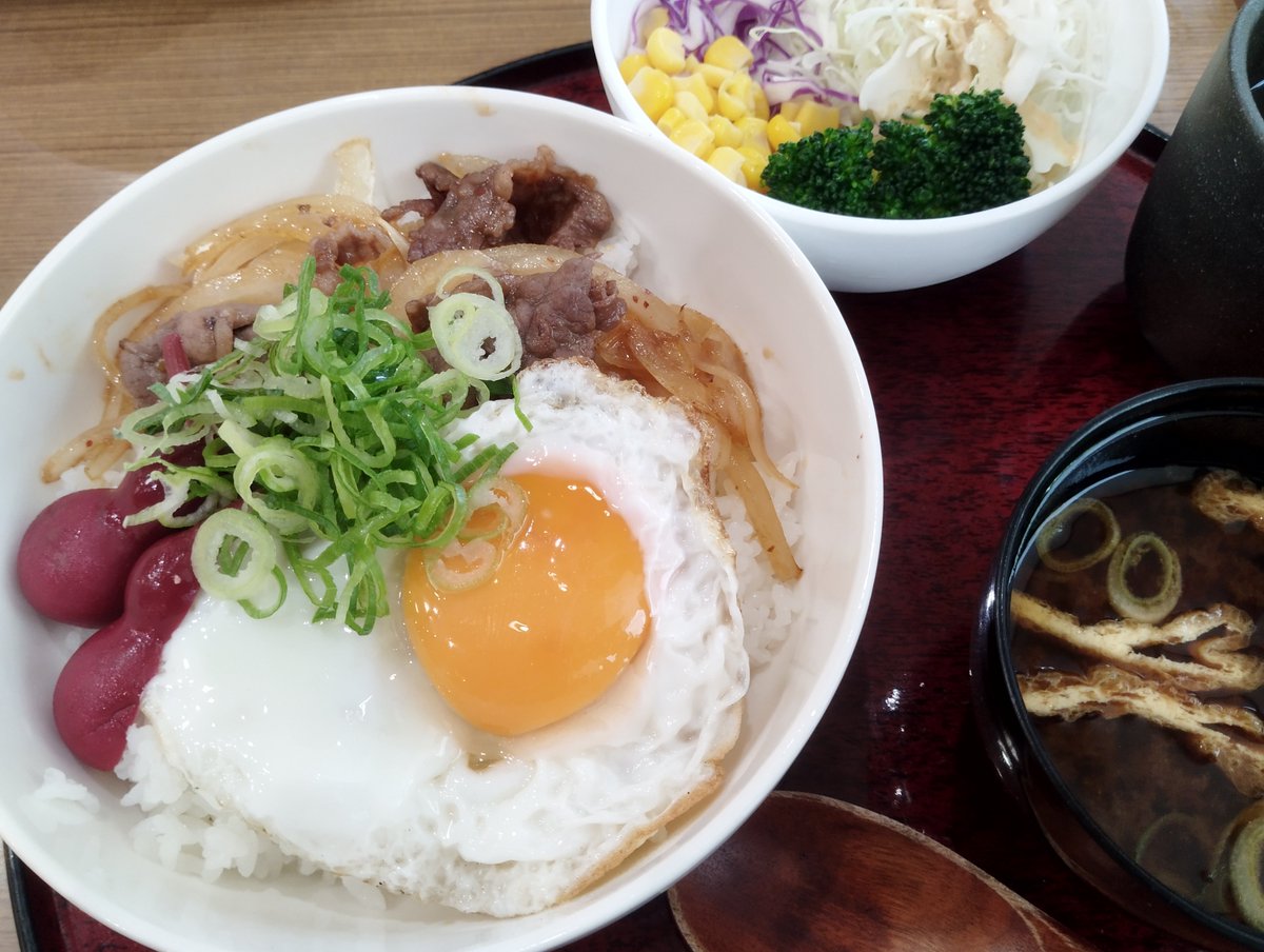 rin202207's tweet photo. 岐阜の旅
日本の滝百選にも選ばれた養老の滝で涼んで、養老飯を食べる✨食用に育てた瓢箪の漬物を始めて食べたけど、食感がすごく好きだった🥰
鉱山や金属業の総本宮、南宮大社へも参詣
風鈴がずっと鳴っていてとても涼しげでした🎐
金運・商売繁盛のご利益もあるとかで、金運もアップするはず👍 https://t.co/u6bo9dneg8