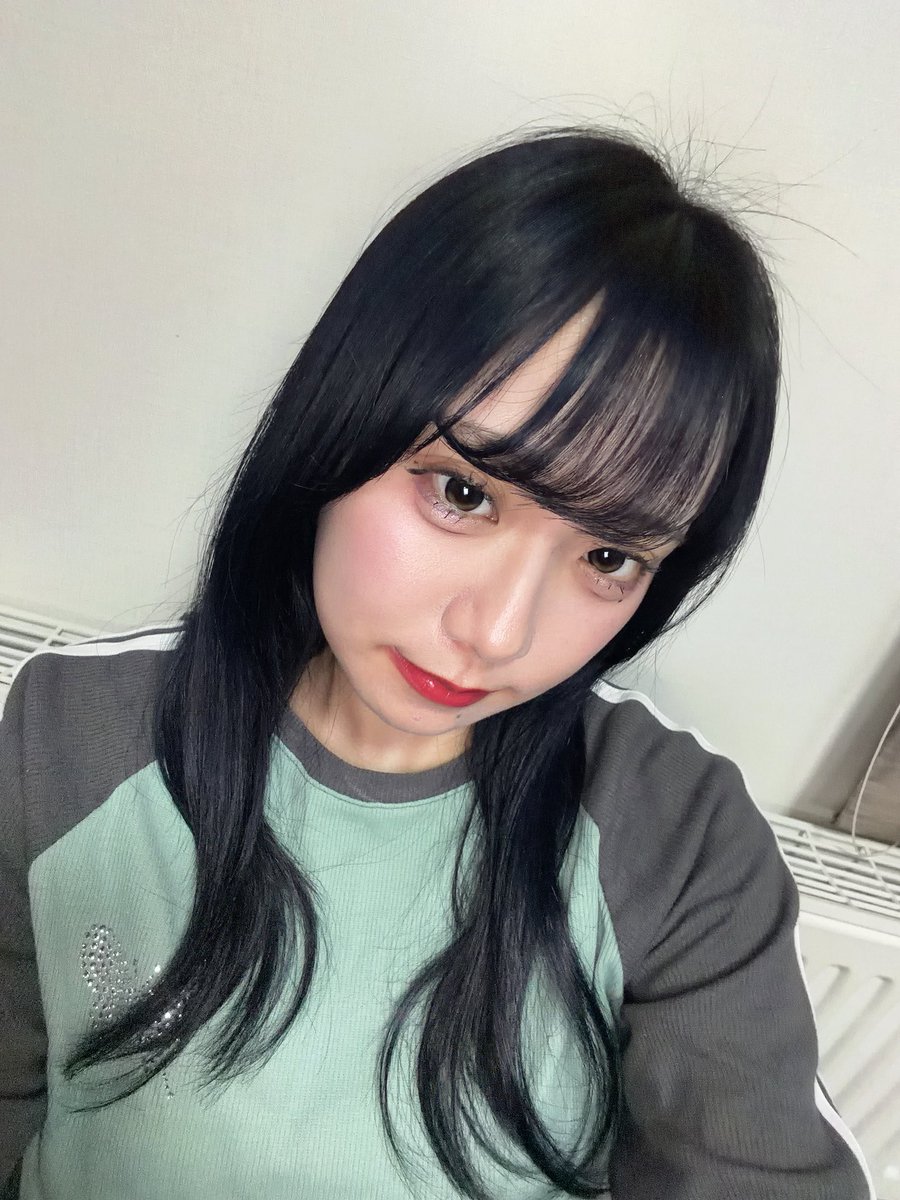 eraikachan's tweet photo. 髪を染めたよ
ねむいよ https://t.co/GYQ0U9SVG8