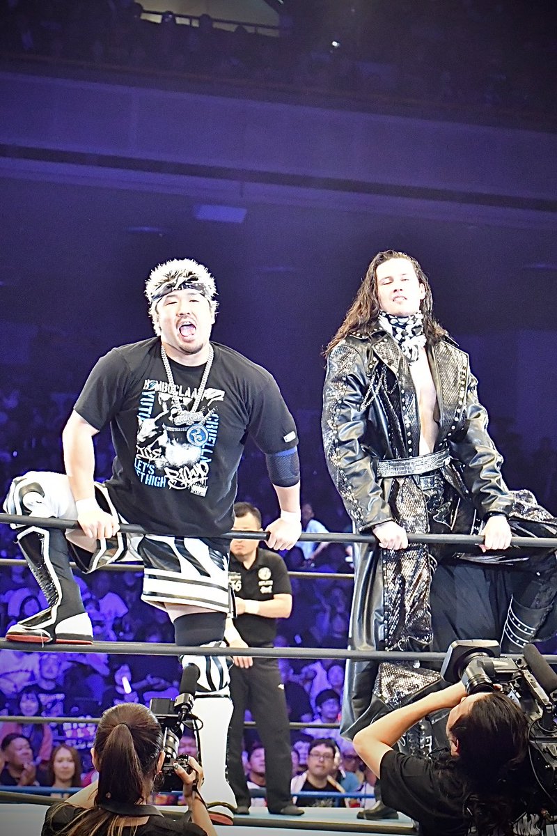 syutom4's tweet photo. 8.16新日本プロレス
両国大会
K・O・B!
#njpw
#G1FINAL
#YutoIce
#OSKAR
#KOB https://t.co/OU2vIwm0bD