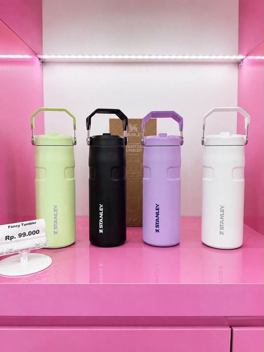 cuarterz's tweet photo. TUMBLER ALL BRAND LAGI CUCI GUDANG MULAI HARGA 79K-99K AJA😭

Ada stanley, owala, corkcicle, chako lab, dll. Murah-murah banget, yang kayak gini ori ga sih? ada yang udah pernah beli? https://t.co/DK8RY8mZJu