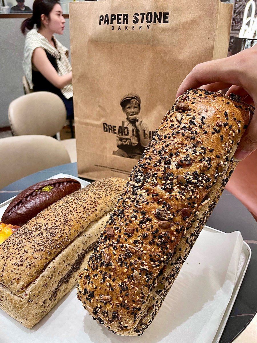 hakim_asaba's tweet photo. Who would’ve thought I’d go from burning toast weekly to nailing sourdough loaves every weekend Small daily wins hit different. https://t.co/3OpRkQWiWi