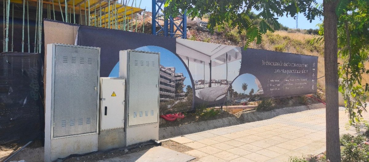 CCOOHabitat_Ma's tweet photo. ⚠️ Denunciamos a COMPLOT por presuntas deficiencias graves:

• 🚧Material acumulado y mal recogido

• 🏗️Puntales caídos y plantas sin redes de protección

•🚫 Sin cartel obligatorio ni cumplimiento de PRL

​¡Exigimos seguridad ya! ✊
@itss_INSPECCION
@acpmalaga
@MalagaEP https://t.co/NemQxUDKwd
