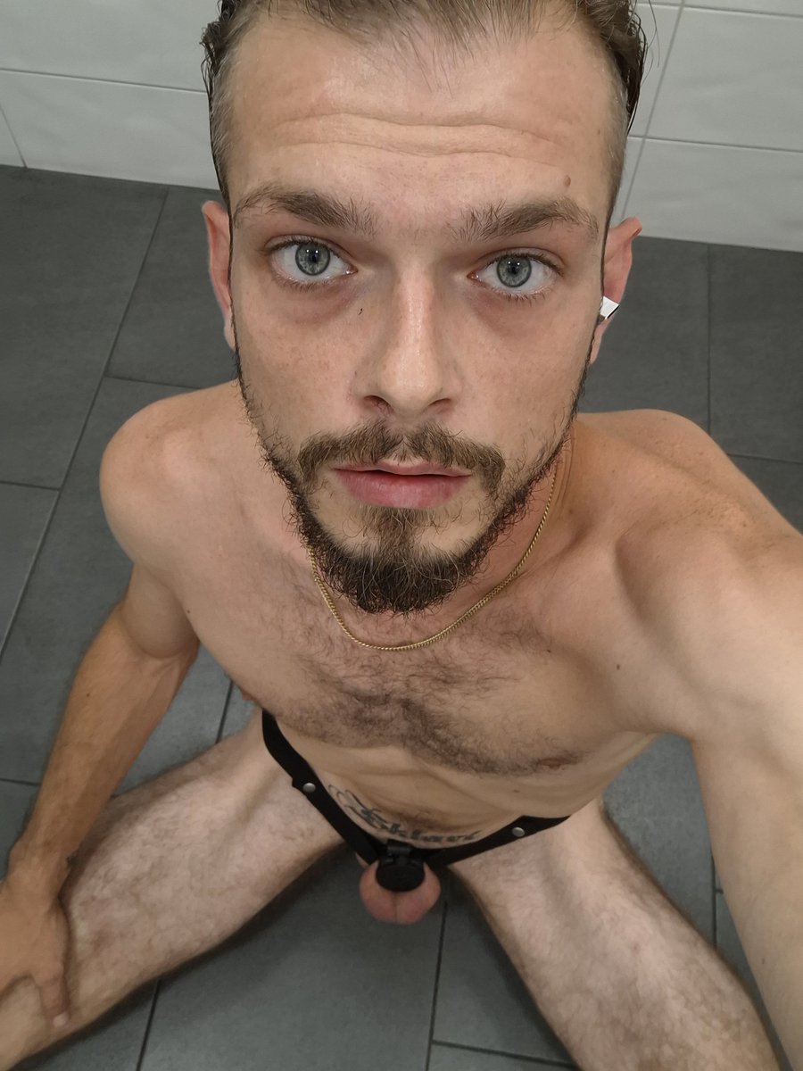 M93fag's tweet photo. Iam a 32 year old #slave from Germany, and I love to get #humiliated and #exposed 🧎‍♂���🔥 please repost me everywhere you want 🧎‍♂️😈

https://t.co/NGV2BmxyB4 https://t.co/8aaSsKDg18