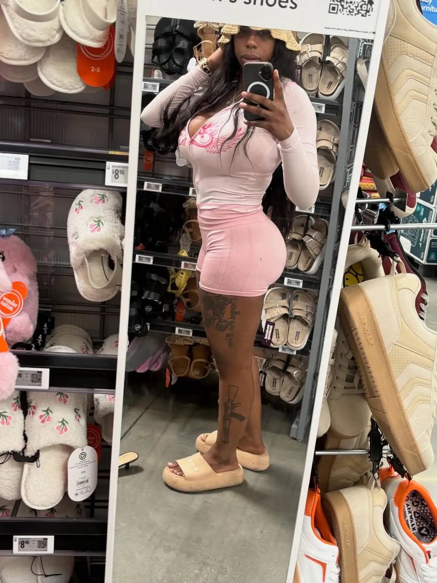 KimberlyRe71874's tweet photo. I’m new here looking for new friends with benefits 😌 https://t.co/UQ6udaiVQc