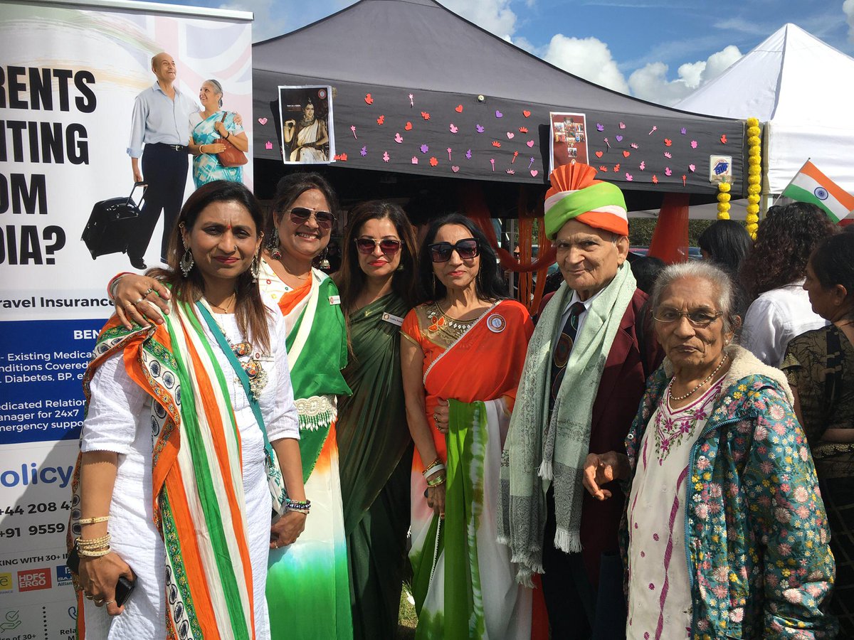 skglondon's tweet photo. Photo with Rashmi Mishra etc. https://t.co/Pz7kdcujs6