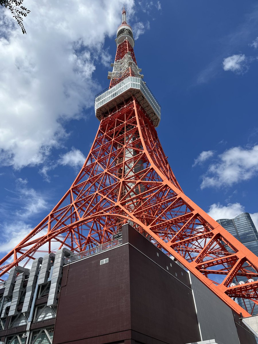 mutachin147's tweet photo. 東京楽しかた＼(^o^)／
単独旅行許可してくれた家族に感謝!!
帰宅したら娘に寂しかったと泣かれたが怒涛のお土産ラッシュでニコニコに( ^q^ )
 #キンランオフ密会
 #サマソニ2026
 #WANIMA
 #YUKI
 #ルセラフィム
 #ラルク
 #幕張
 #相撲博物館
 #争覇もちゃんとした https://t.co/N6gIKOng1d