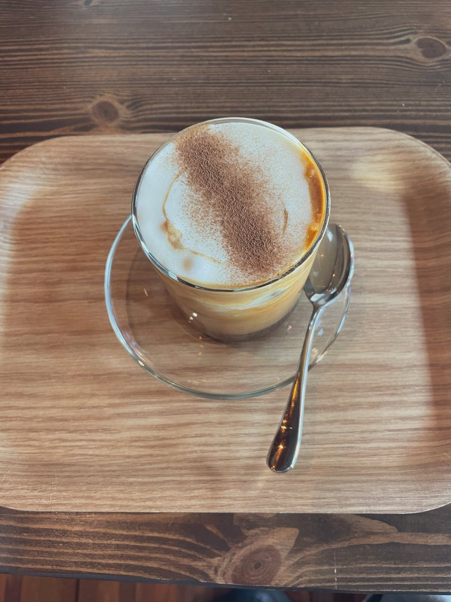 Dalmie_'s tweet photo. 오랜만에 조용한 카페에서 커피마시기☕️ https://t.co/D8m3krXrld