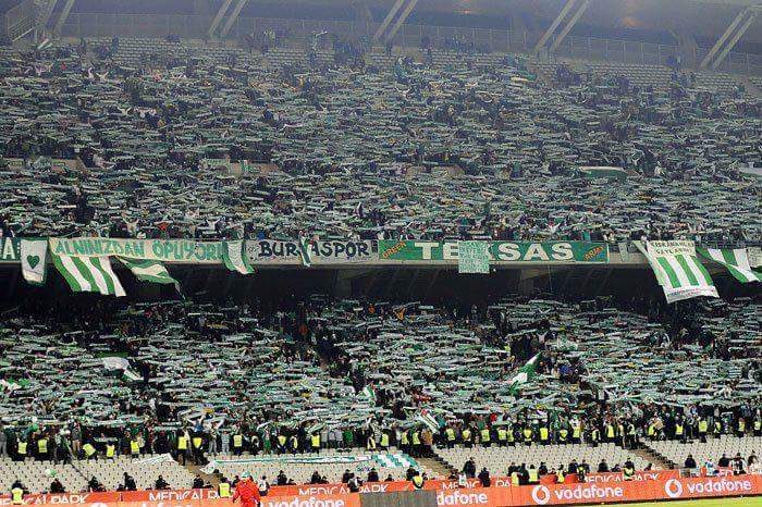 mogut1963's tweet photo. 26 Mart 2010 | Atatürk Olimpiyat Stadyumu
31.000 bilet deplasman

13 Nisan 2025 | Balıkesir Atatürk Stadyumu
13.732 bilet deplasman

12 Nisan 2026 | Eskişehir Fethi Heper Stadyumu
35.000 bile deplasman

Senin hayallerin bizim gerçeklerimiz KOLPAELİ! https://t.co/c4D5AfdeAp
