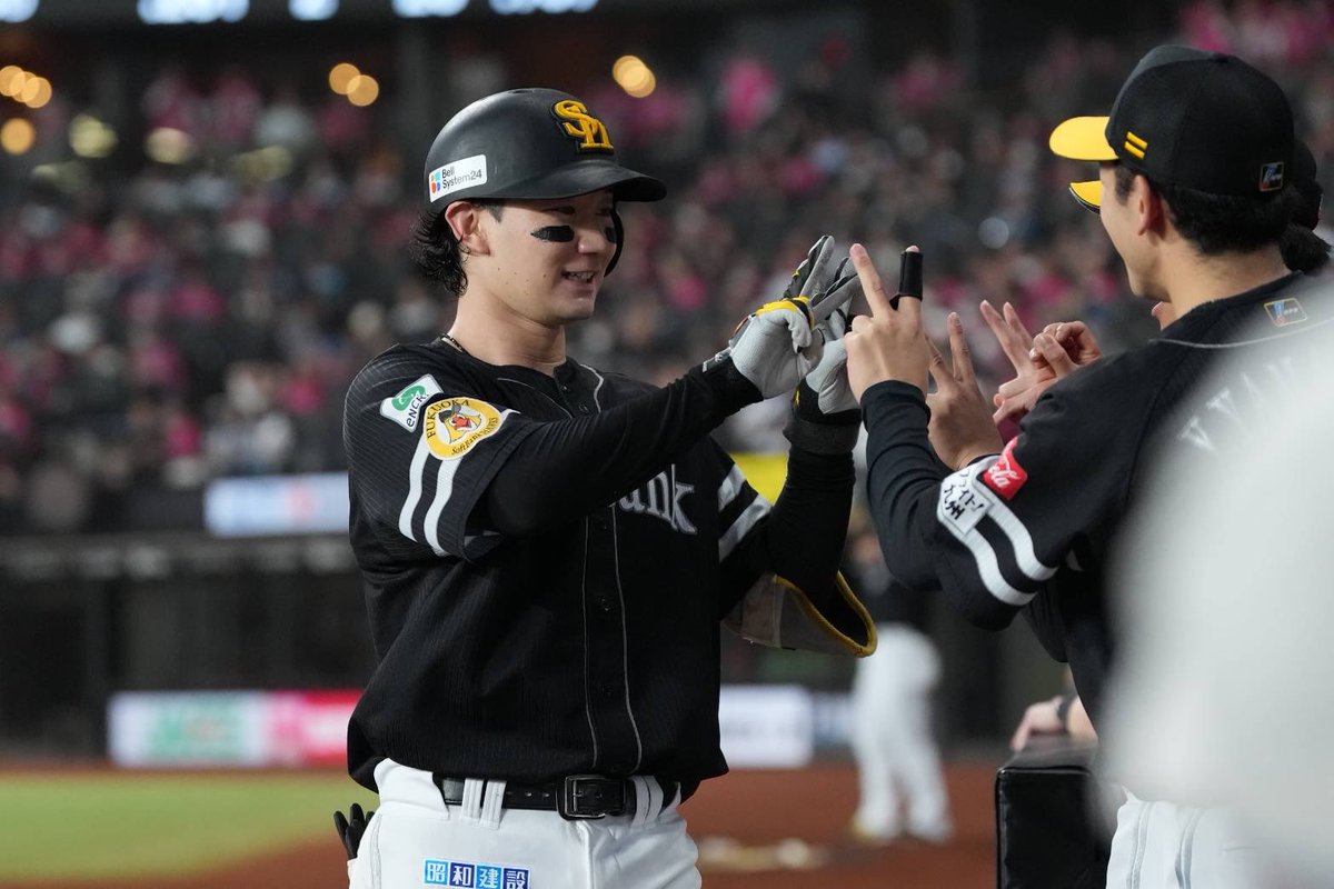 takafullc2's tweet photo. 【1軍】
正木智也選手が20号ソロ！！

#sbhawks #鷹フル https://t.co/LWPr7kEGpW
