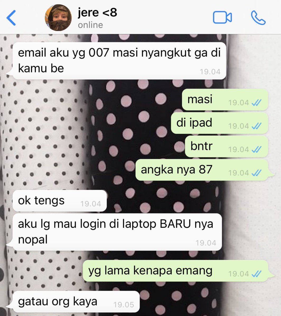 naiyagi's tweet photo. pacaran kl terlalu attached &amp; nol privasi gni, #yaksuri au https://t.co/2N8beLKmdp