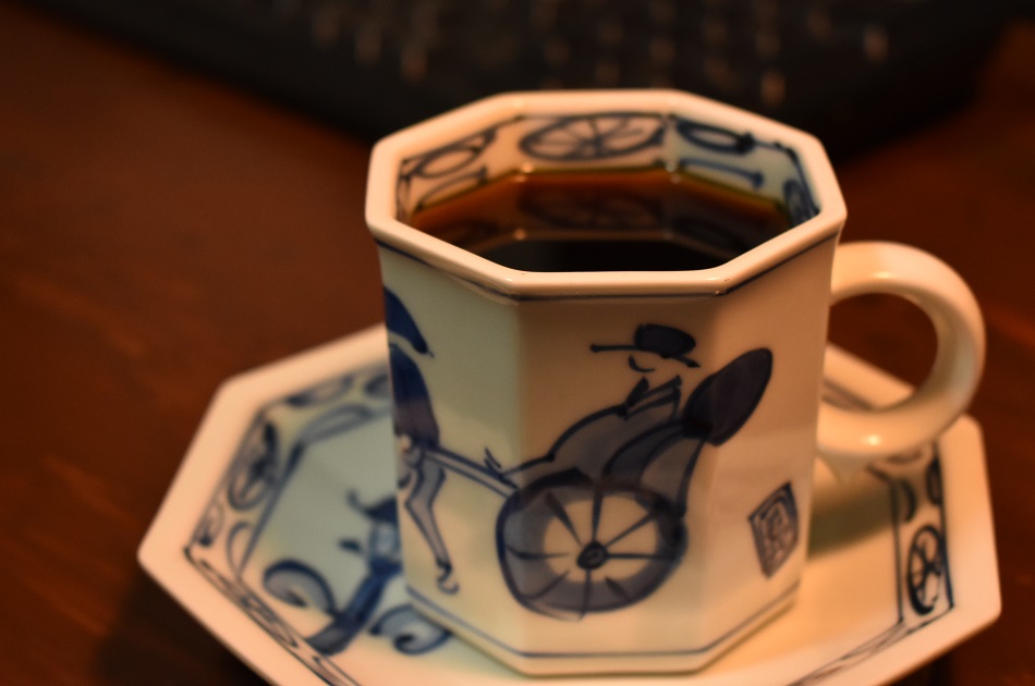sagarime2's tweet photo. 外出ついでに美容院に行った。仕事のモチベーションは無くなった（笑）
#コーヒー #まったり #リラックス #美容院 https://t.co/bnW1TNrh04