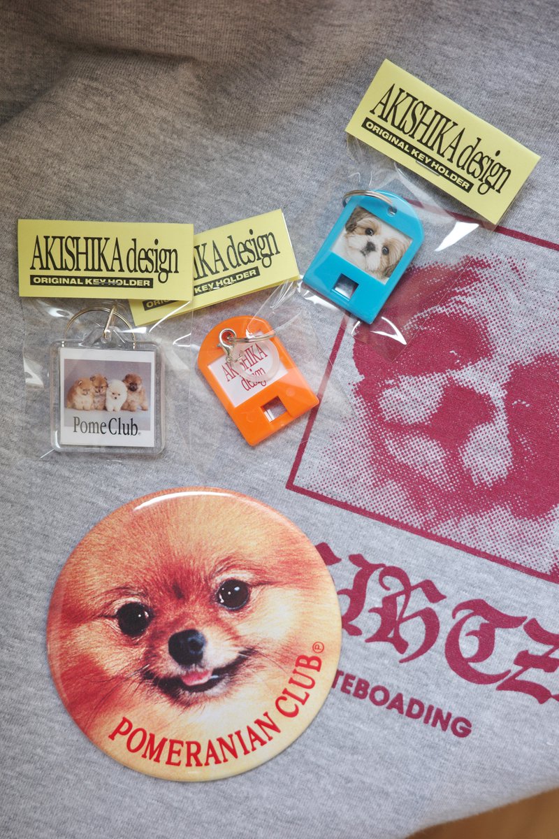 aoyamahutte's tweet photo. 8月27日(木) より夏の恒例「DOG FAIR」が始まります。

去年に続き2度目の参加となるAKISHIKA design
DOG Teeを中心に身につけられる犬アイテムを用意していただきます。

🦴 ੯‧̀͡u\

DOG FAIR
8.27(thu)-9.17(thu)
12:00-19:00　期間中休みなし
https://t.co/OhI4hIMopa https://t.co/898AOlYpyn