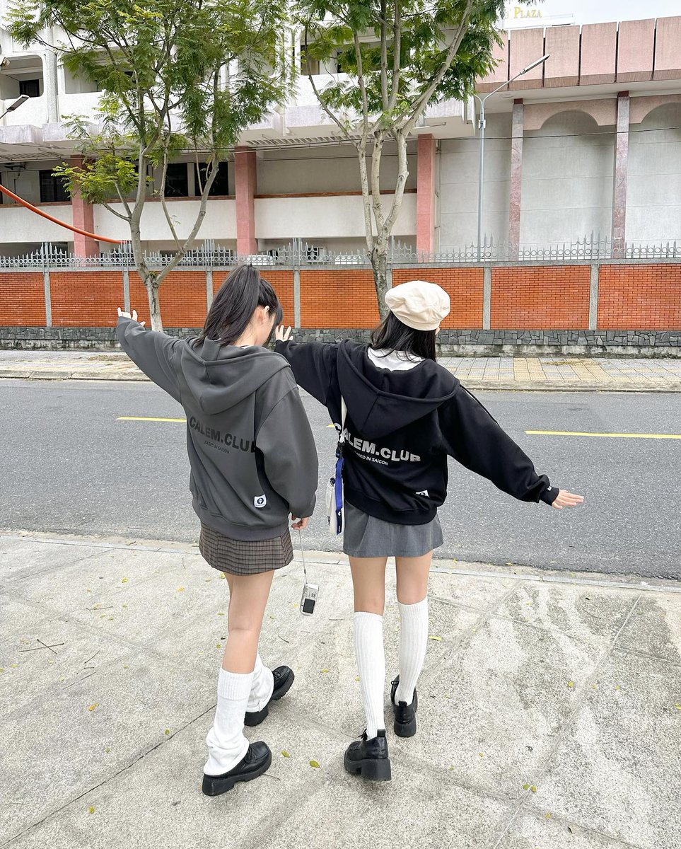 AliyahRyan1's tweet photo. Hi friend! 🌈 Today is a great day because your smile can brighten someone’s day—wear it proudly. 🌼
JyaVci https://t.co/tn7yPgo4Y3