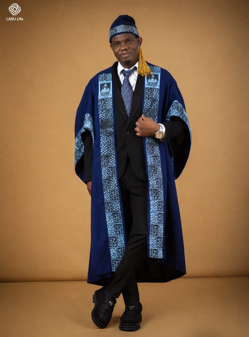EmmanuelSomto17's tweet photo. B.A. English
Class of 2025

#lasu #lasuconvocation #classof2025 https://t.co/B910ZbcgtU