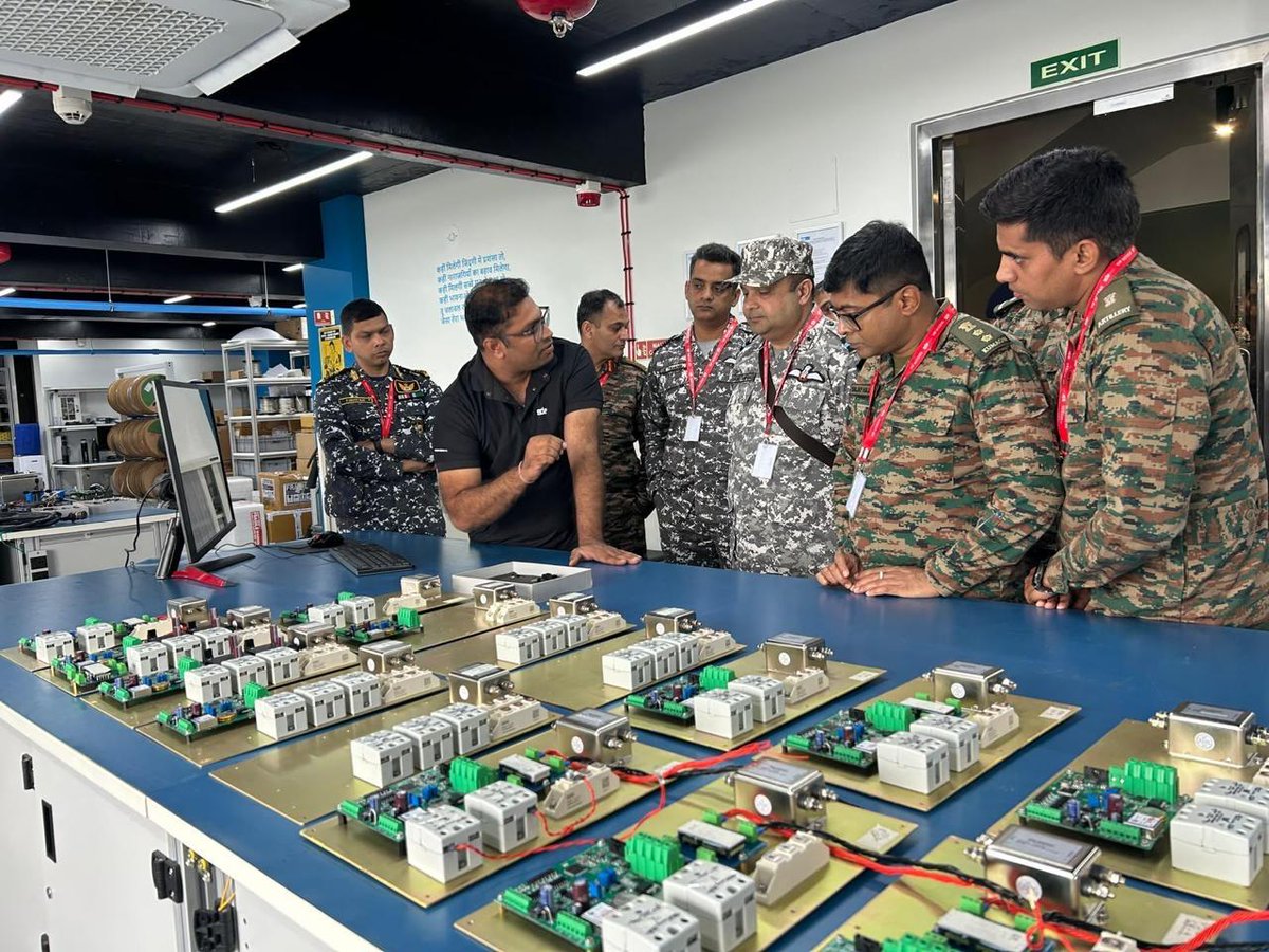 SagarDefence's tweet photo. As part of #FutureWarfareCourse4, #TeamSDE had the honour of hosting officers of the Indian Armed Forces from @HQ_IDS_India at our newly inaugurated #PuneFacility, showcasing our vertically integrated indigenous capabilities in developing #Autonomous and #Unmanned defence solutions and sharing insights into the future of warfare.
As the interaction provided an opportunity for us to gain insights into India’s growing defence #innovation ecosystem and the role of advanced technologies in shaping future-ready defence capabilities, we were delighted to showcase our work in developing innovative, #technology-driven solutions for the evolving requirements of the Indian Defence Forces.
#FutureWarfare #DefenceInnovation #AtmanirbharBharat #IndigenousDefence #DefenceTechnology
@DefProdnIndia @SpokespersonMoD @adgpi @indiannavy @IndiannavyMedia @IAF_MCC @DefMinIndia @rajnathsingh @PRODefPune @DrdoTdf @tdbgoi @indiannavy @makeinindia @MakeInMaha @DPIITGoI @ONGC_ @AIMtoInnovate @DrdoTdf @cdacindia @dgshipping_IN @PrinSciAdvOff @startupindia @LiquidRobotics @IN_WNC @IN_HQENC @IN_HQSNC @startupindia @NorthernComd_IA @IaSouthern @MSInSociety @CMMI_India @midc_india @investindia @PortXLglobal @Mdlski @dang_lakshay @mysaurabh96