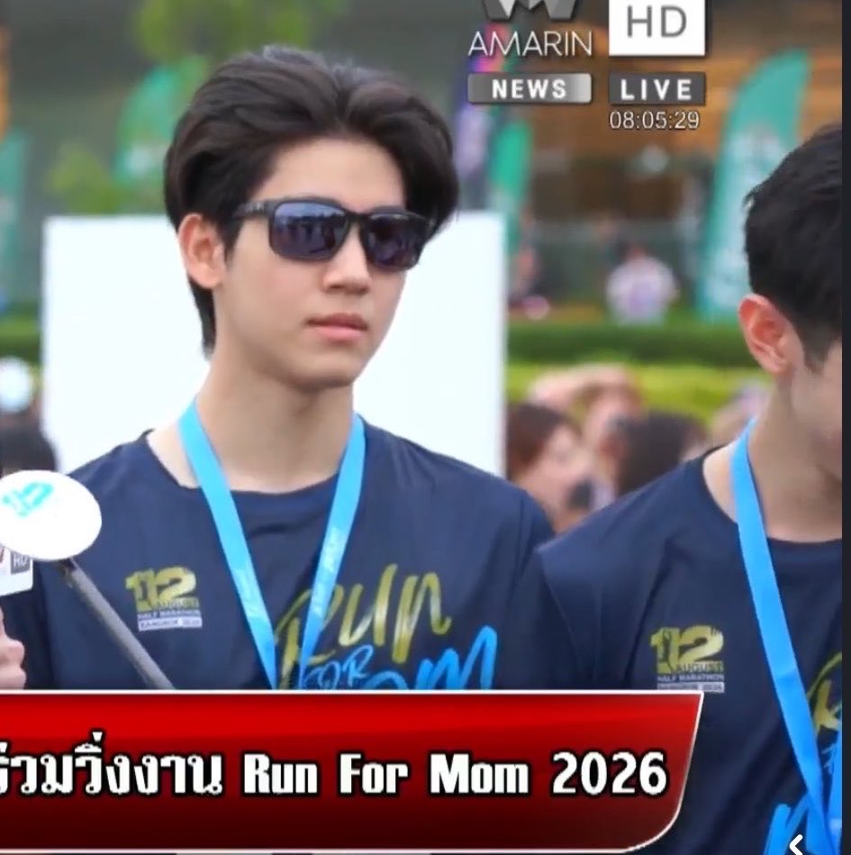 ulost47's tweet photo. สาเหตุที่ใส่แว่นปะ ถ้าถอดแล้วจะเป็นงี้อะ https://t.co/GtPpYkuXa8