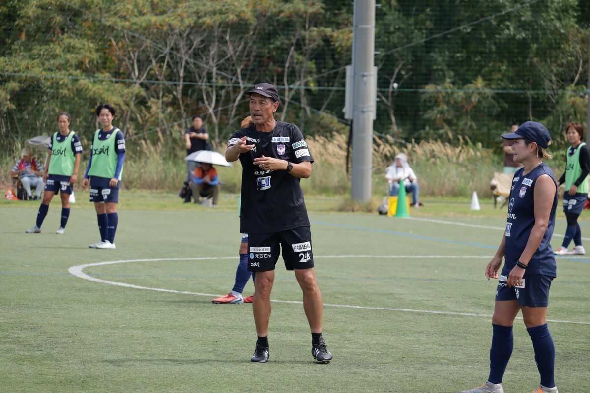 nippo_sports's tweet photo. ＃アルビレックス新潟レディース は8月23日の開幕戦に向け戦闘モードです。

今季就任した阪倉裕二新監督の下、選手たちは攻守にアグレッシブな動きを見せています。

昨季リーグ戦で６ゴール４アシストの数字を残したFW山本結菜選手は「昨シーズンを超える。違いを見せたい」と気合十分でした。 https://t.co/xbKyzgXxzh