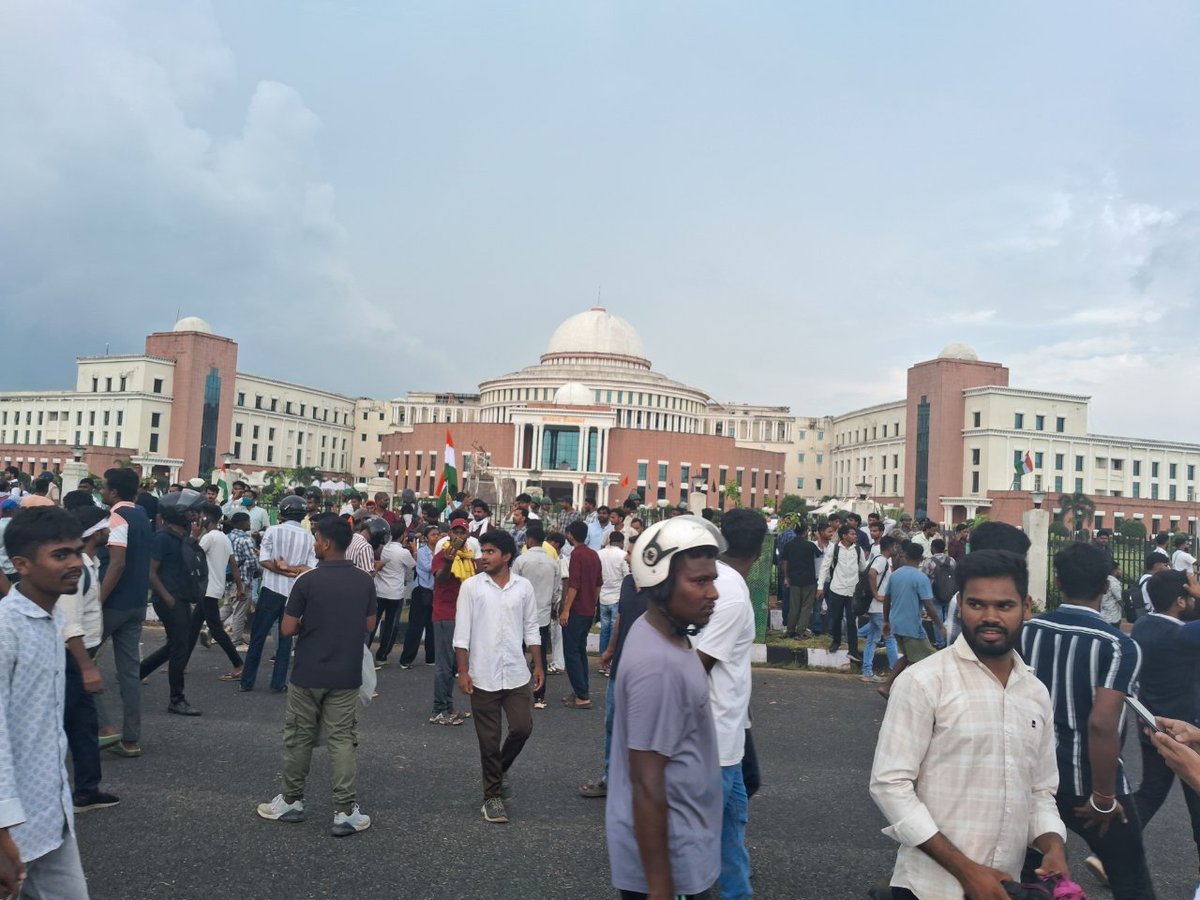 mahtots98's tweet photo. @JPSCreformanch ITI Instructor(JITOCE 2023)-930 भर्ती मे व्यापक अनियमतता व धांधली हुए।JSSC,Police,HC जाने पर कही न्याय न मिला।आप @JPSCreformanch हमे भी न्याय दिलाएगे।इस Exam रद्द कराने मे Help करे।आपके मंच एक Call पर हमेशा साथ खडे थे व रहेगें।आपसे समाधान की काफी भरोसा है।
https://t.co/JmgnSzlDYZ https://t.co/xvrpH7w59B