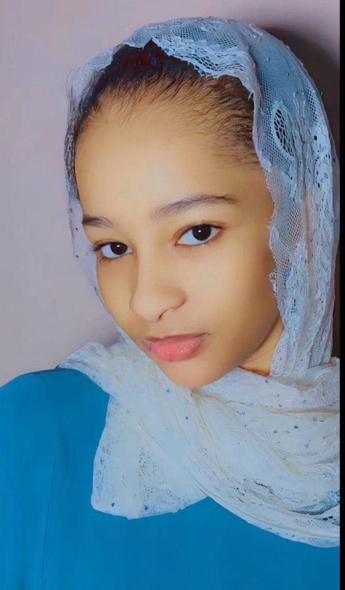 Hasiiyerh's tweet photo. Wallahi I'm seriously in need of a husband even if he is poor😭😫💔 https://t.co/6GLxY2TDxt
