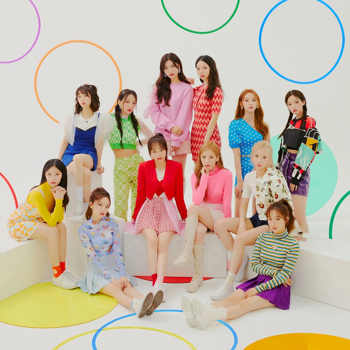 OneilyMusic's tweet photo. 8 years ago today, LOONA made their debut. https://t.co/WGXdmfBBpu