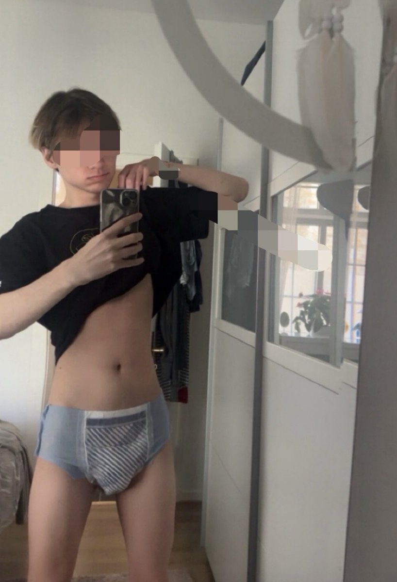 danny_abdl's tweet photo. #diaperboy #abdl :33 https://t.co/oGVneyXjVR
