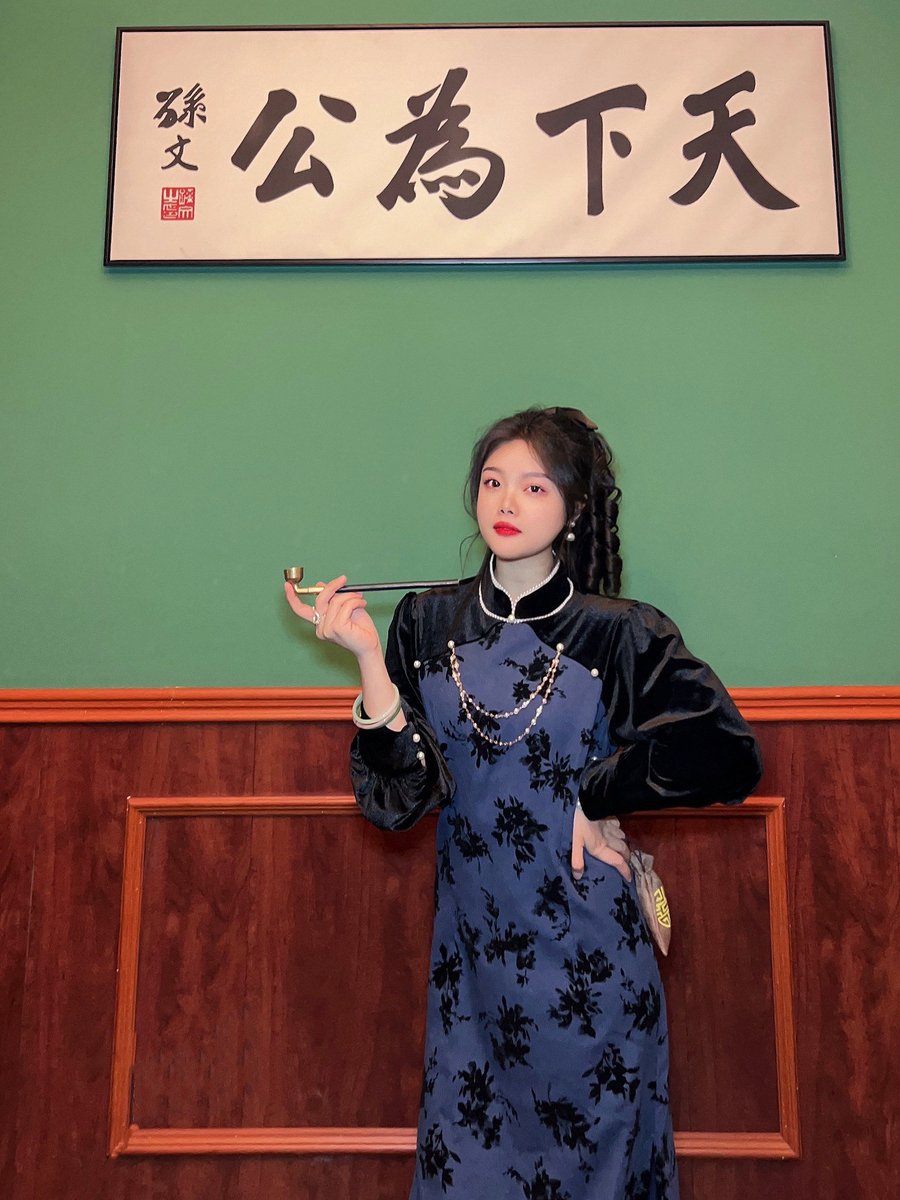 NataleeSalad's tweet photo. Just wrapped the most chaotic u0026 thrilling 3h murder mystery! The plot twists had me on the edge of my seat, and the immersive vibes made me forget I wasn’t the real detective  Who’s up for round 2! https://t.co/psnJNEpovY