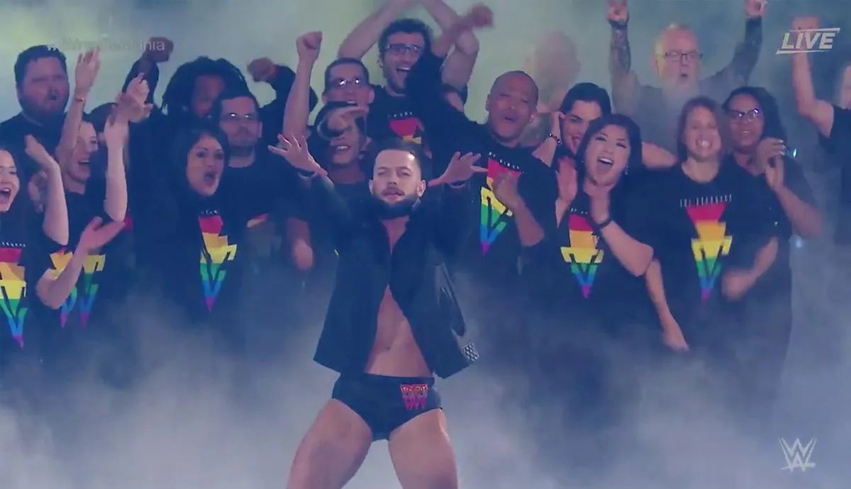 xo_abelle's tweet photo. oh how i love when wrestlers are Allies and don’t go following, liking, and interacting with people who bash the community they advocate for. 🥰🥰 https://t.co/VXPwr4M1jC