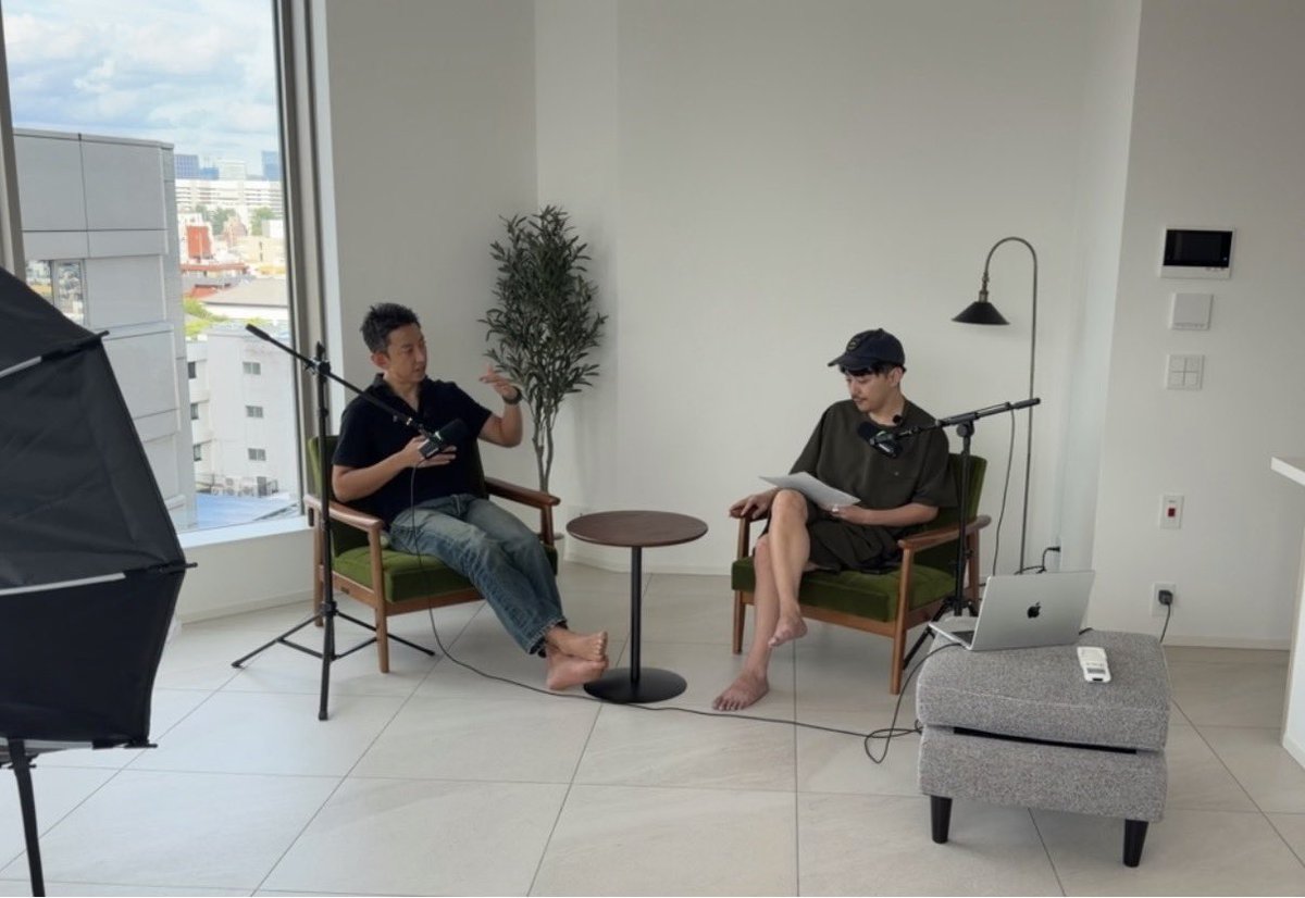 4610_hotel's tweet photo. この2年間で、誰よりも知名度を高めた、元ゴールドマンサックスの田中渓さん。

意外にも1年半前はリポストのやり方も知らないほどの、SNSは超初心者だったのに、今ではメディアで見ない日がないほどの有名人に。

決して「彼だからできる」という離れ業ではなく、話を聞いていると、再現性の塊でした。

なぜ、無名の一般人がたった1年半でここまで知名度を上げられたのか。

その裏側を70分間、深掘りしました。

今月中には公開したい。

@KeiTanaka_Radio