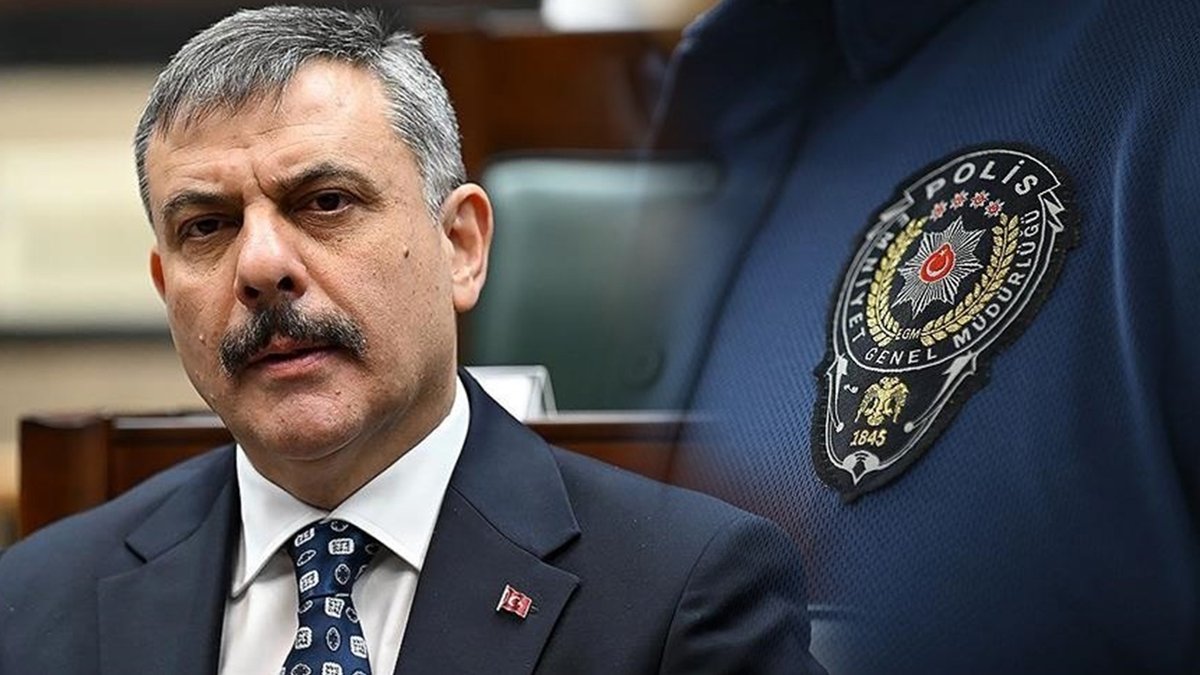 cumhuriyetgzt1's tweet photo. 🔴 'Polis intiharları' TBMM gündeminde...

📌 YENİ Parti'den, İçişleri Bakanı Çiftçi'ye peş peşe sorular

YENİ Parti İzmir Milletvekili Murat Bakan, İçişleri Bakanı Mustafa Çiftçi'ye "2020-2026 yılları arasında Emniyet Genel Müdürlüğü (EGM) bünyesinde görev yapan personel arasında gerçekleşen intihar vakalarının yıllara, rütbelere, yaş gruplarına, görev birimlerine ve illere göre dağılımı nedir? Aynı dönemde görev sırasında veya görev dışında intihar girişiminde bulunan emniyet personeli sayısı kaçtır?" diye sordu.
https://t.co/3z1wNXslEE
