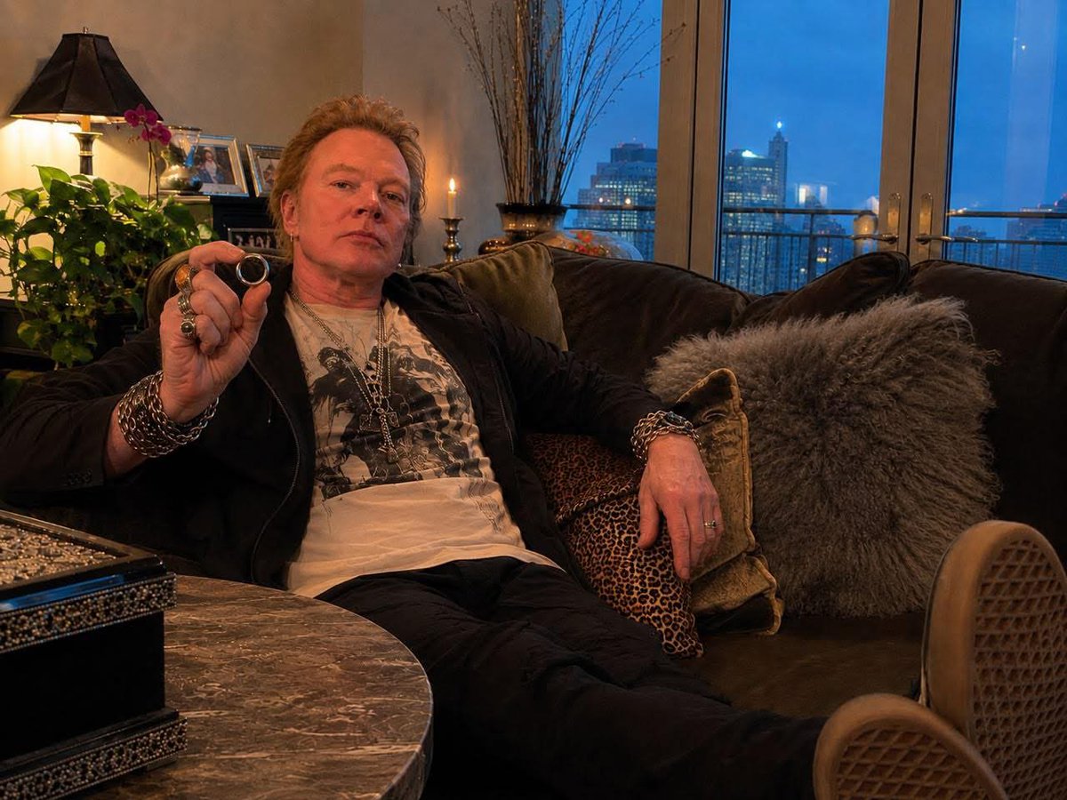AxlroseWBRln's tweet photo. Axl Rose
😎 https://t.co/NJ0K6RrUgG