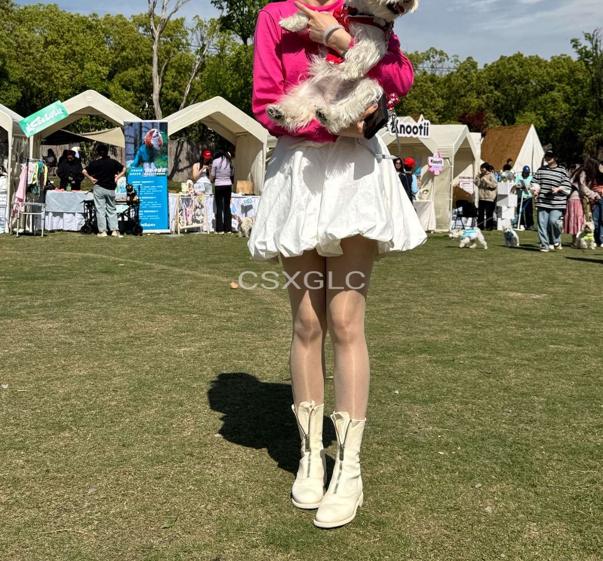 CSXGLC's tweet photo. 021上海老哥，找同城同好���门打胶对象鞋袜，都是大牌好鞋，可当面爆射。同时也寻可以寄射或上海本地上门打胶资源，老哥18CM量大欲望强，素质高有分寸，一般工作日都有空，欢迎报名或交流！ https://t.co/7O79WGdMV6
