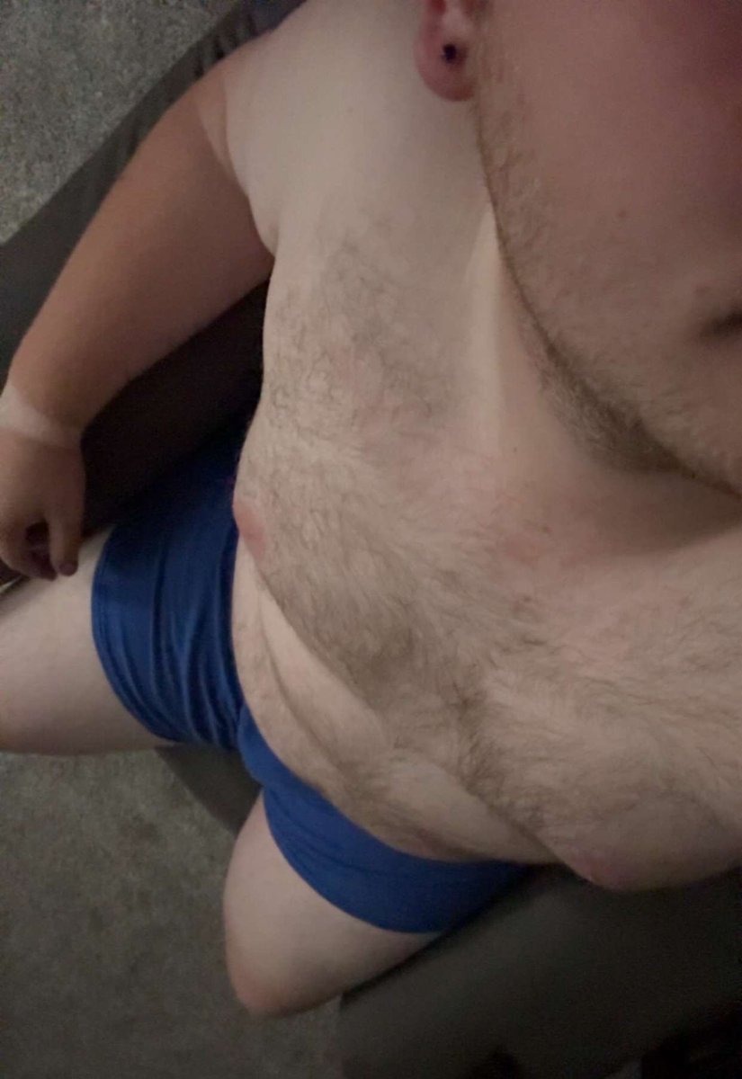 BearAtTheBeach_'s tweet photo. One last one for the night, comfy, and cozy https://t.co/kLF9Vf6rdb