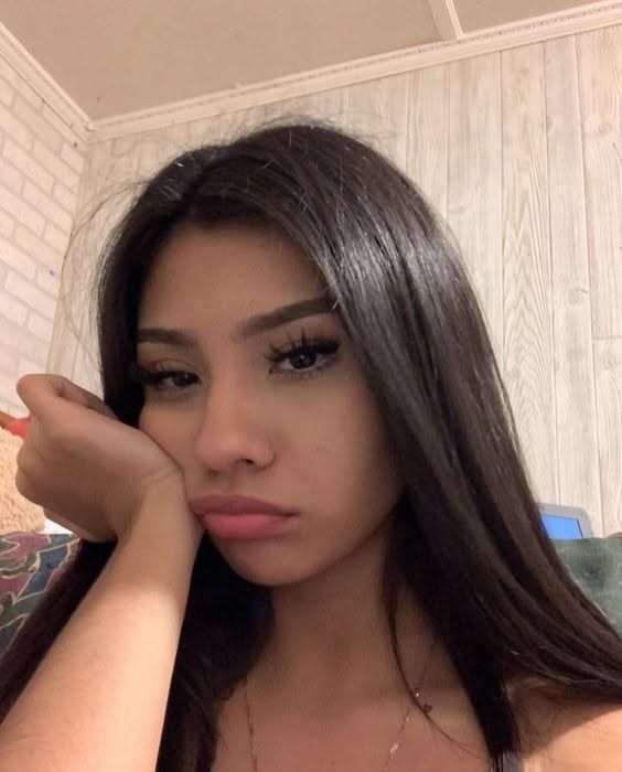 TomikaGhosh's tweet photo. they have also given her perfectionism, a tendency to compare herself to everyone around her, and the unfortunate habit of treating every mistake like a personal failure. https://t.co/qkoiDdaYXo