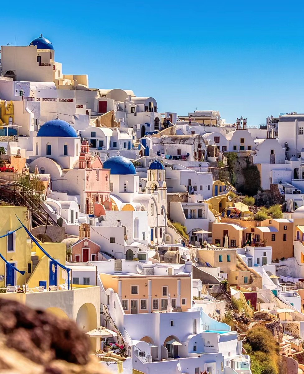 darussman72's tweet photo. Just chased a golden sunset over Santorini’s white domes—this view hit different  Travel days = best days! #Wanderlust https://t.co/ZHMOWonZQy