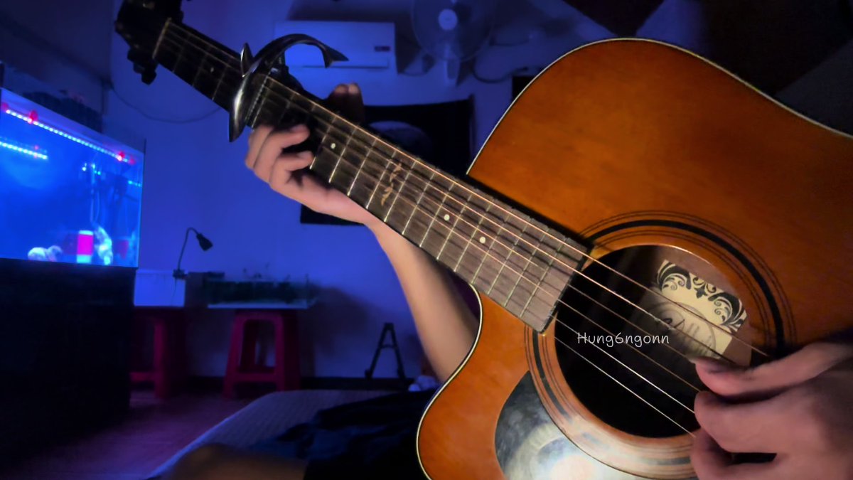 HarleyKOfficial's tweet photo. [Lost in the rhythm of the day—this fresh indie track just hit different, soft guitar strums paired with warm vocals making every moment feel like a gentle escape.]， https://t.co/kRyNQP3qxM