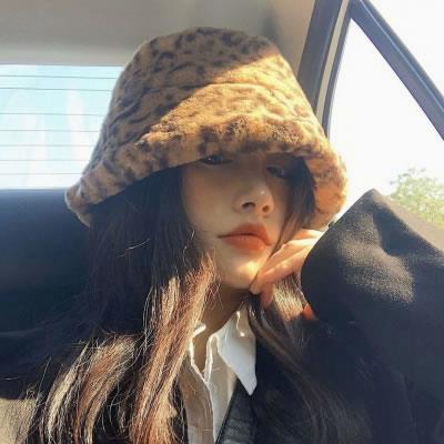 AngelaJenkdtrs's tweet photo. 🎊 🎈 🌟 🍂 🍀 🌐 Mesolite https://t.co/GN9eab094E