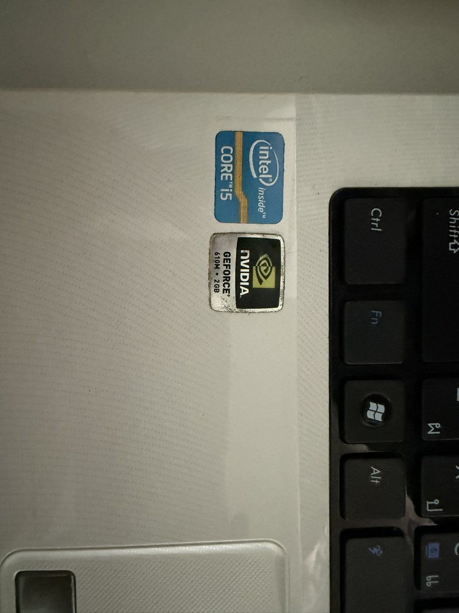 JD_1401's tweet photo. ASUS A43S จอ 14 นิ้ว พร้อมที่ชาร์จและเมาส์แบบสายค่ะ แถมคีย์บอร์ดให้ด้วย 
📍สาเหตุที่ขาย น้องไม่ได้ใช้งานเลย
📍6,500 ฿ ลดได้อีก ต่อรองได้นัดรับได้ 
📮กล่องกรณีส่งทำประกันเครื่องหายให้ 
#โน๊ตบุ๊คมือสอง #ส่งต่อโน๊ตบุ๊ค #ส่งต่อของใช้มือสอง #ส่งต่อ #ส่งต่อไอแพด https://t.co/SkDdHvobXs