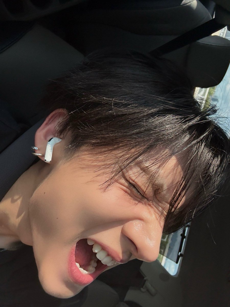 eistherv's tweet photo. (⁠｡⁠♡⁠‿⁠♡⁠｡⁠) owonnniee https://t.co/miBiFVet6h