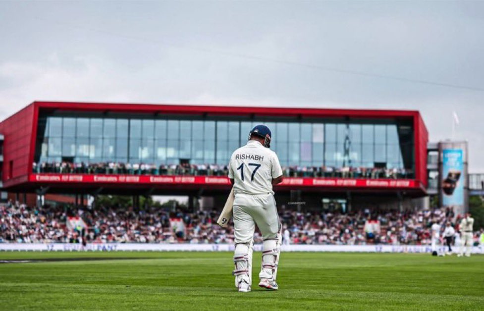 159atsydney_'s tweet photo. Rishabh Pant In Test Match - 66(69) 

Kl Rahul In World Cup Final ODI Format - 66(109) 😭😭 

What was klund blud doing on 19 November 2023?? https://t.co/SakwHoovRZ
