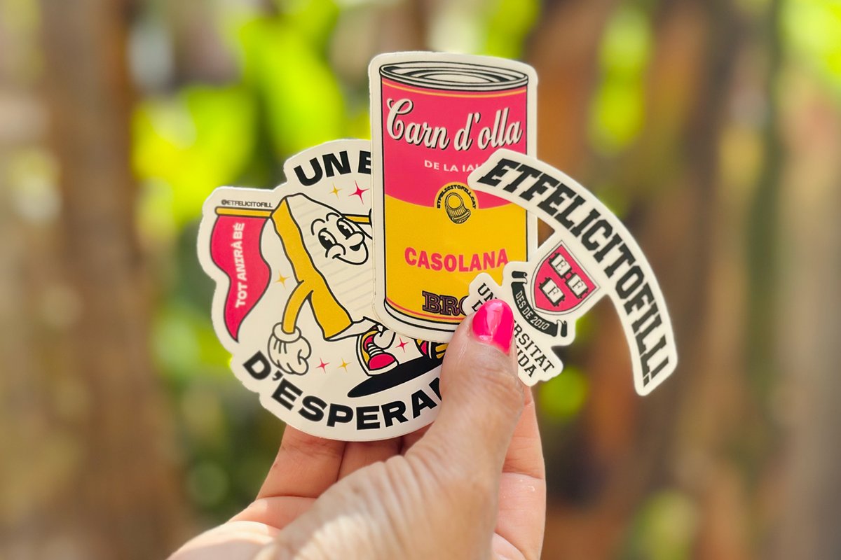 etfelicitofill's tweet photo. 🎉 Avui Et Felicito, Fill! fa 16 anys!

Si fos una criatura, ara estaria a 4t d’ESO dient “bro” cada tres paraules. En plan, literal.

Per celebrar-ho: 16% DE DESCOMPTE a tots els productes del web

Cupó: SETZEJUTGES

🛒 Entra, compra i riu: https://t.co/ZadSElsJT4 https://t.co/K2vrWU0Nkc