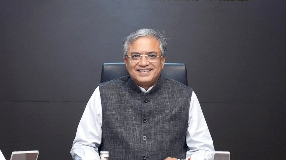 Priyaa_Purohit's tweet photo. 🔴 Do you trust the Election Commission of India ?

○ YES 
○ No https://t.co/dq5GvPcHZL