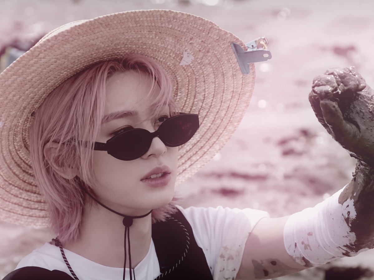 Kaito4320's tweet photo. ⊹₊˚‧ㅤㅤㅤㅤ₊꒰ঌ ⚚ ໒꒱₊ㅤㅤㅤㅤ‧˚₊⊹
ㅤㅤㅤㅤㅤㅤㅤ
ㅤ𓄵ㅤㅤ꒰𐔌ּ Hola fui a divertirme a una playa de una manera peculiar jeje ⍀
ㅤㅤㅤㅤㅤㅤㅤ
#Playita #Solcito #Rolcito
ㅤㅤㅤㅤㅤㅤㅤ
﹫_ᴋᴀɪᴛᵒᵕᵒ https://t.co/hQuxdvJLvt