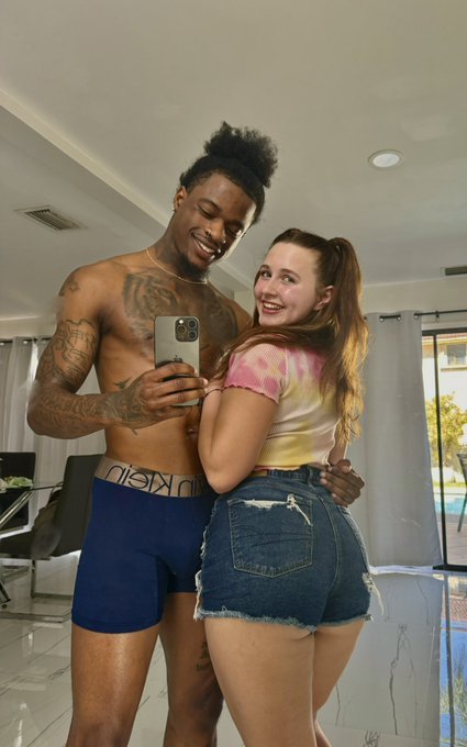alanarose12o's tweet photo. Available https://t.co/mEZHeQxqF2