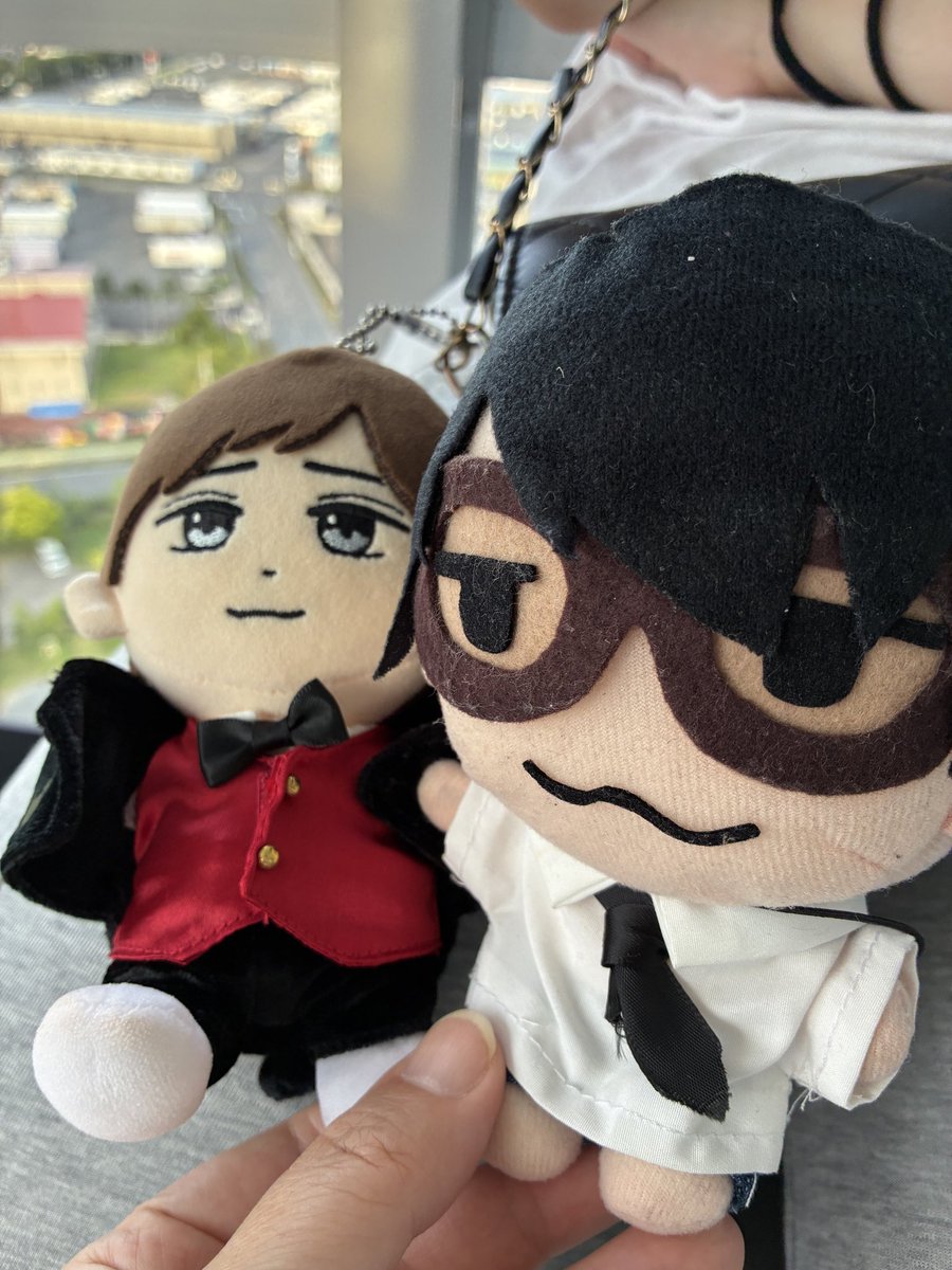 annyuron28_'s tweet photo. 頭でかいってずっと言われて並べたらデカかった…。こっちの方が似てるから良いんだもん https://t.co/dCZa4S5cNV