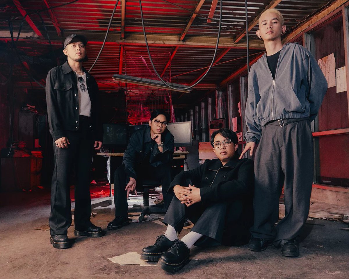 pophariini's tweet photo. RAN, for Revenge, dan Last Child sama-sama merayakan 20 tahun perjalanan tahun ini.

Siapa lagi band yang kariernya udah menginjak 2 dekade? https://t.co/HIeshF3ou6