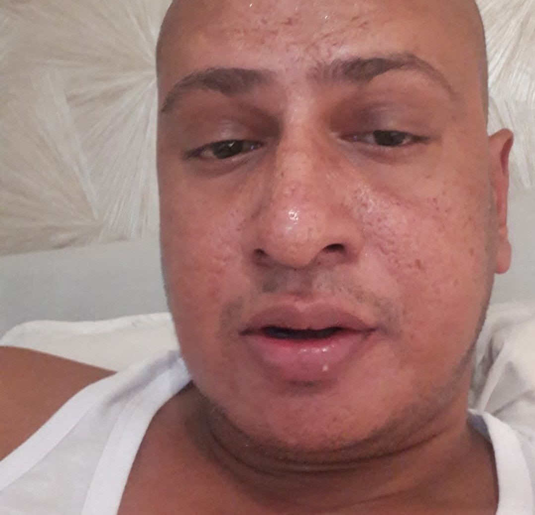 johnsmithxxxxvz's tweet photo. @luvlyuli This is me  the person who responded on your question to spoil you  and my answer was if you serious i book your ticket etc  check it ff but first things first i feel attrackted to you if you feel the same for me then we can great time  loves and kiss snd i am waiting for a yes https://t.co/mIANxZASaL