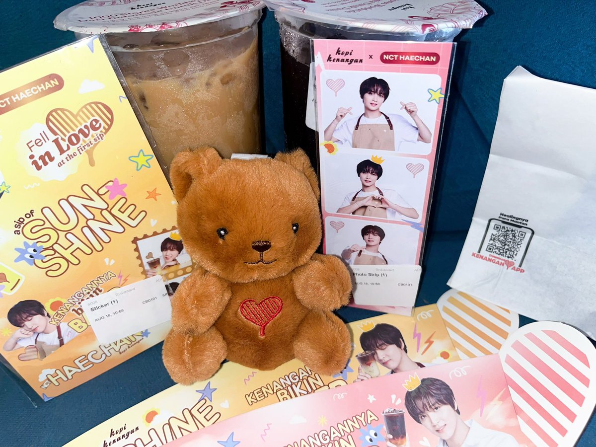 miIkywayss's tweet photo. can’t have coffee, but i can have a reason to buy it: lee haechan🫰

#KopiKenanganXNCTHaechan https://t.co/QHZxDvh3R4